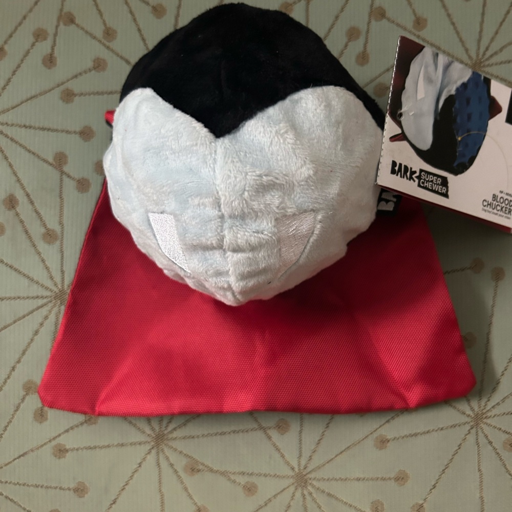 Vampire bark toy brand new. Halloween edition